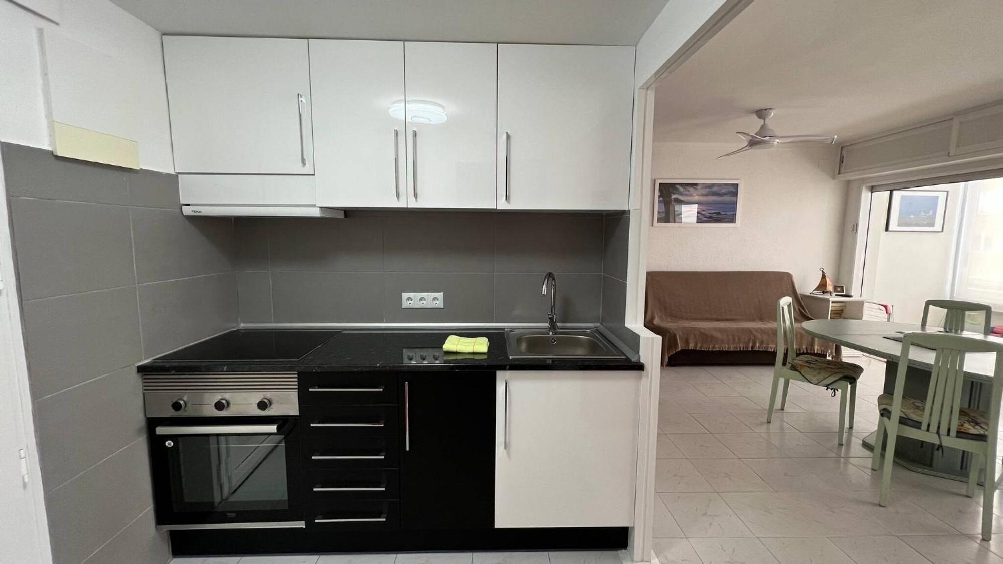 Apartamento Con Vistas Al Mar Y A La Montana Av-26 罗萨斯 外观 照片